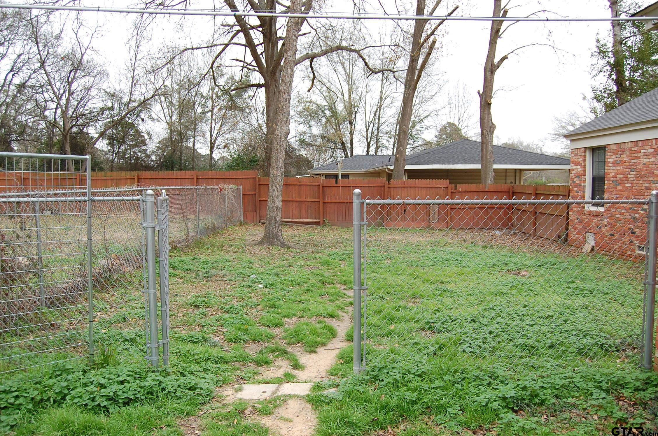 718 North Street Gilmer, TX 75644 - Photo 18 of 23