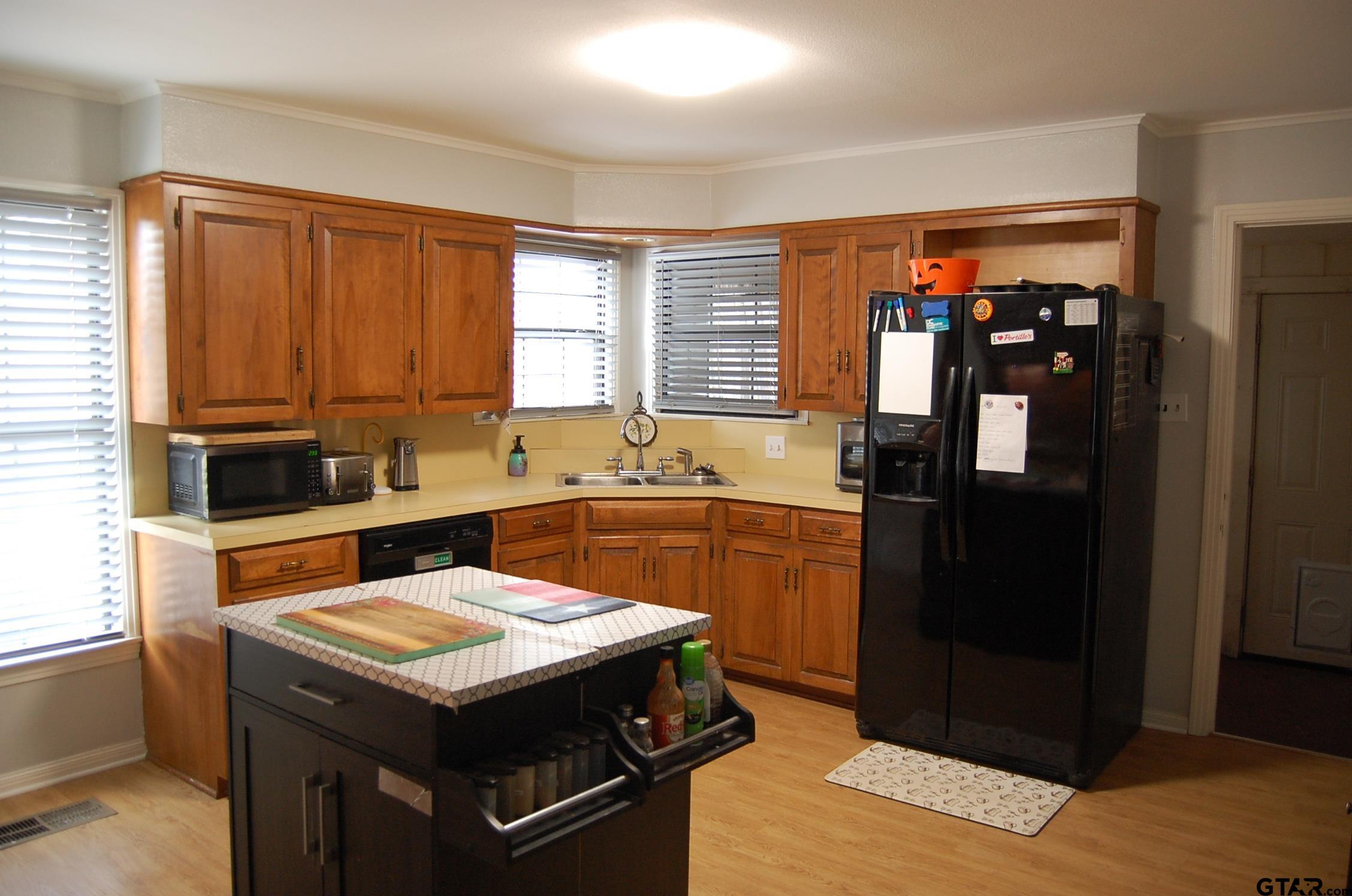 718 North Street Gilmer, TX 75644 - Photo 9 of 23