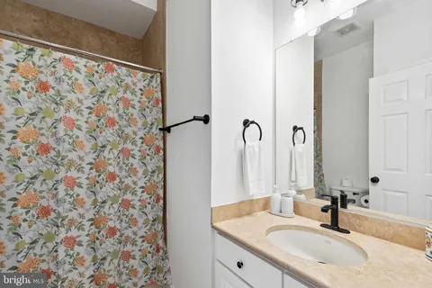 $999,999 | 27 Island Edge Drive, Unit 27C, Ocean City, MD 21842