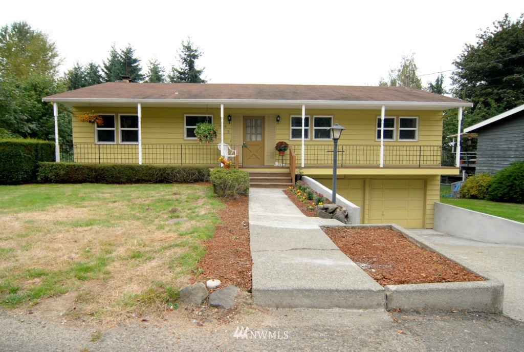 17819 98th Avenue South Renton, WA 98055 - Photo 1 of 24