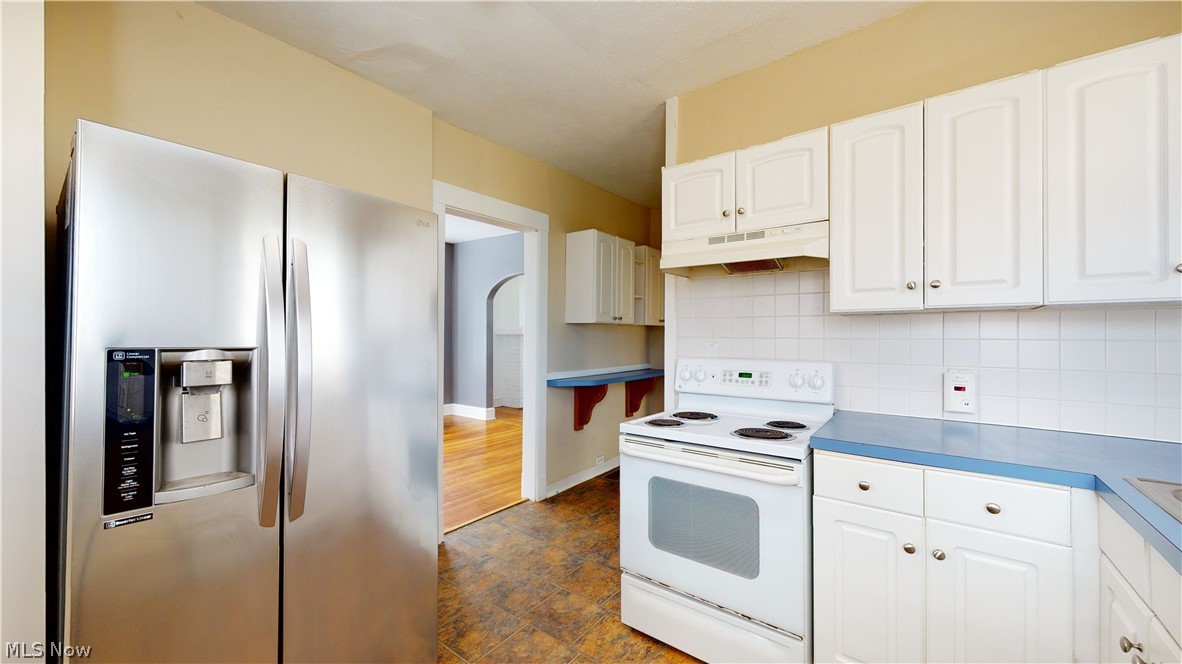 1671 Rydalmount Road Cleveland Heights, OH 44118 - Photo 9 of 25