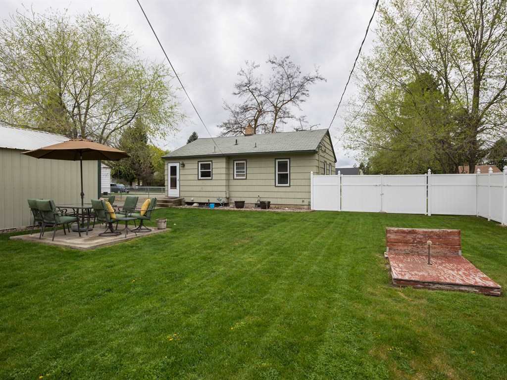 2104 North Bessie Road Spokane Valley, WA 99212 - Photo 12 of 14