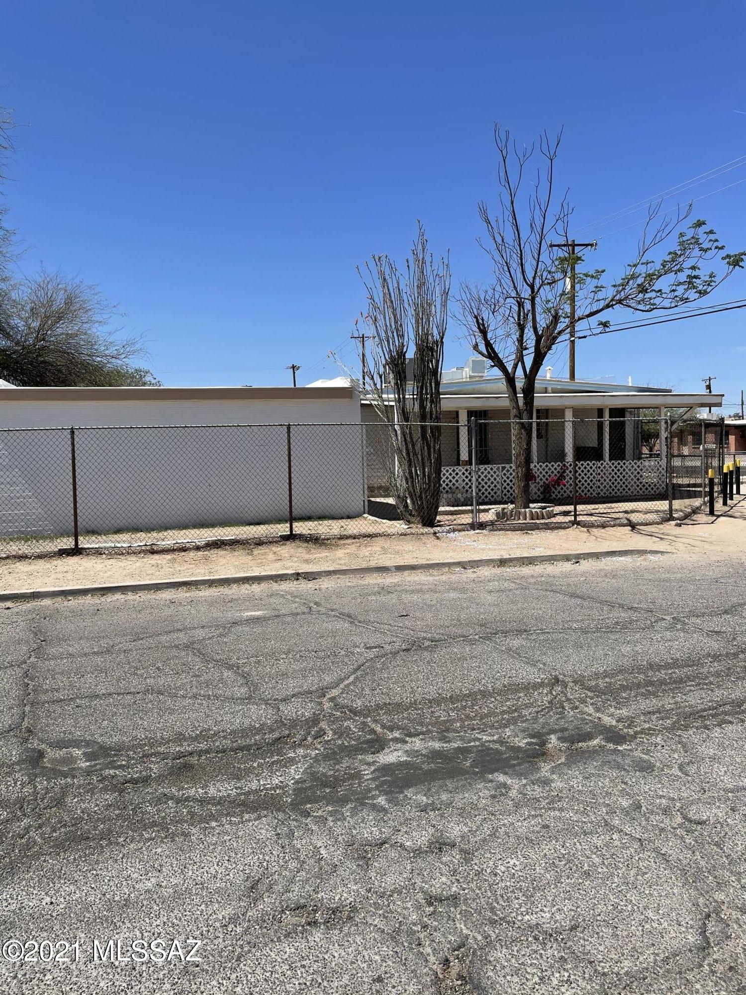 822 East Bilby Road Tucson, AZ 85706 - Photo 3 of 14