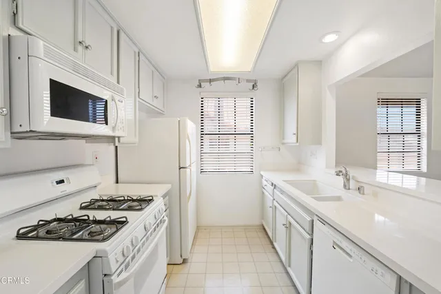 $799,000 | 4476 Antigua Way, Oxnard, CA 93035