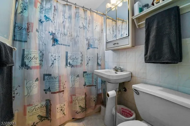 $450,000 | 73 Broadway, Freehold, NJ 07728