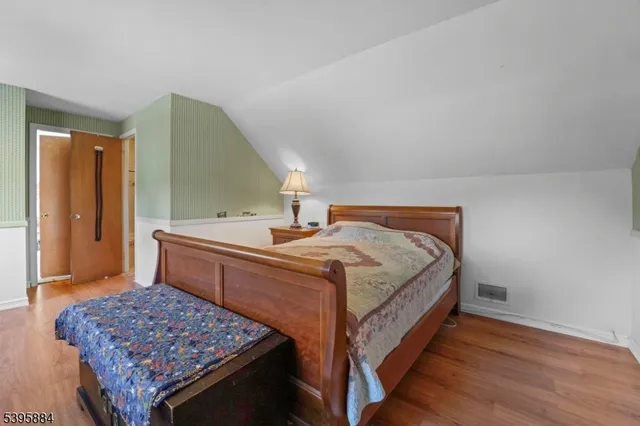 $450,000 | 73 Broadway, Freehold, NJ 07728