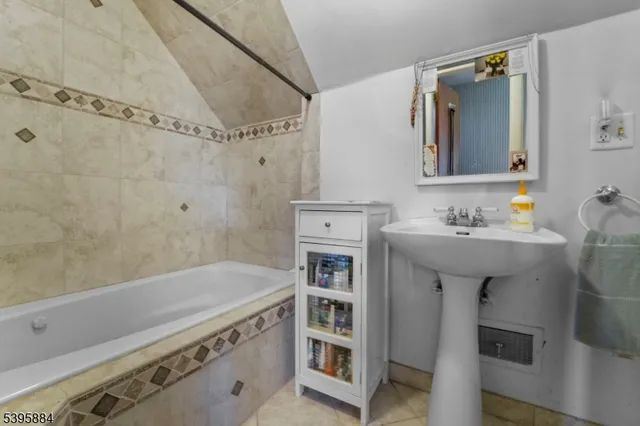 $450,000 | 73 Broadway, Freehold, NJ 07728