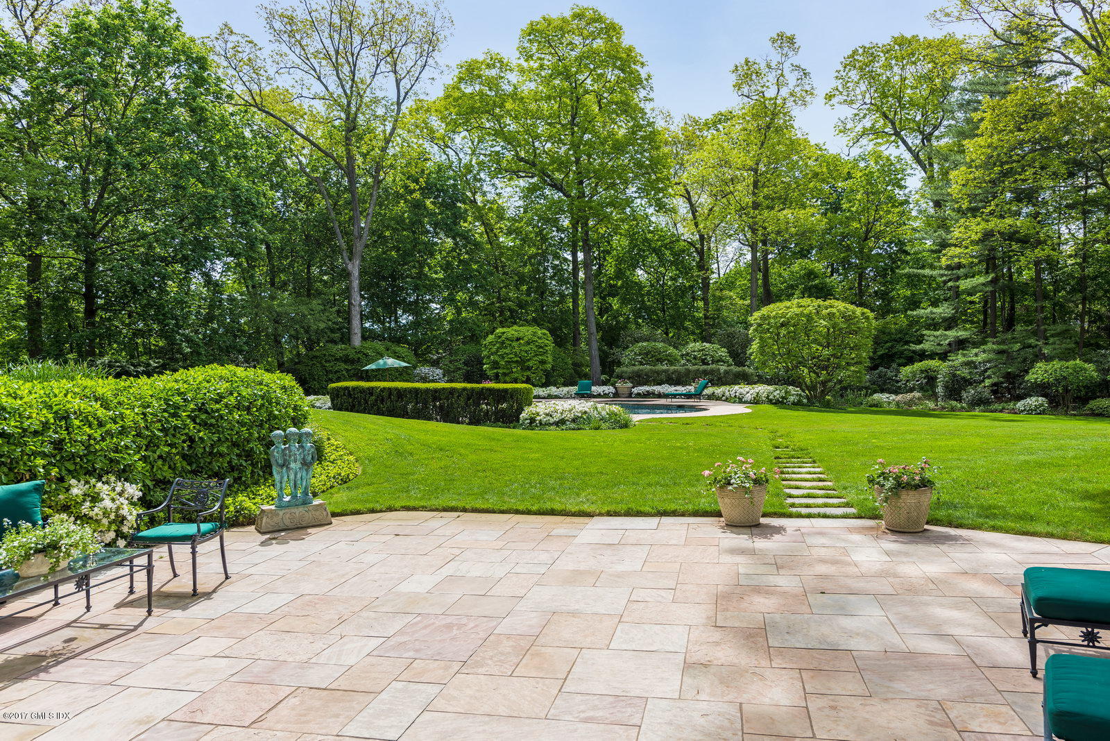 25 Midwood Road Greenwich, CT 06830 - Photo 16 of 28 25 Midwood Rd 05-2017 EXT 11 - WEB