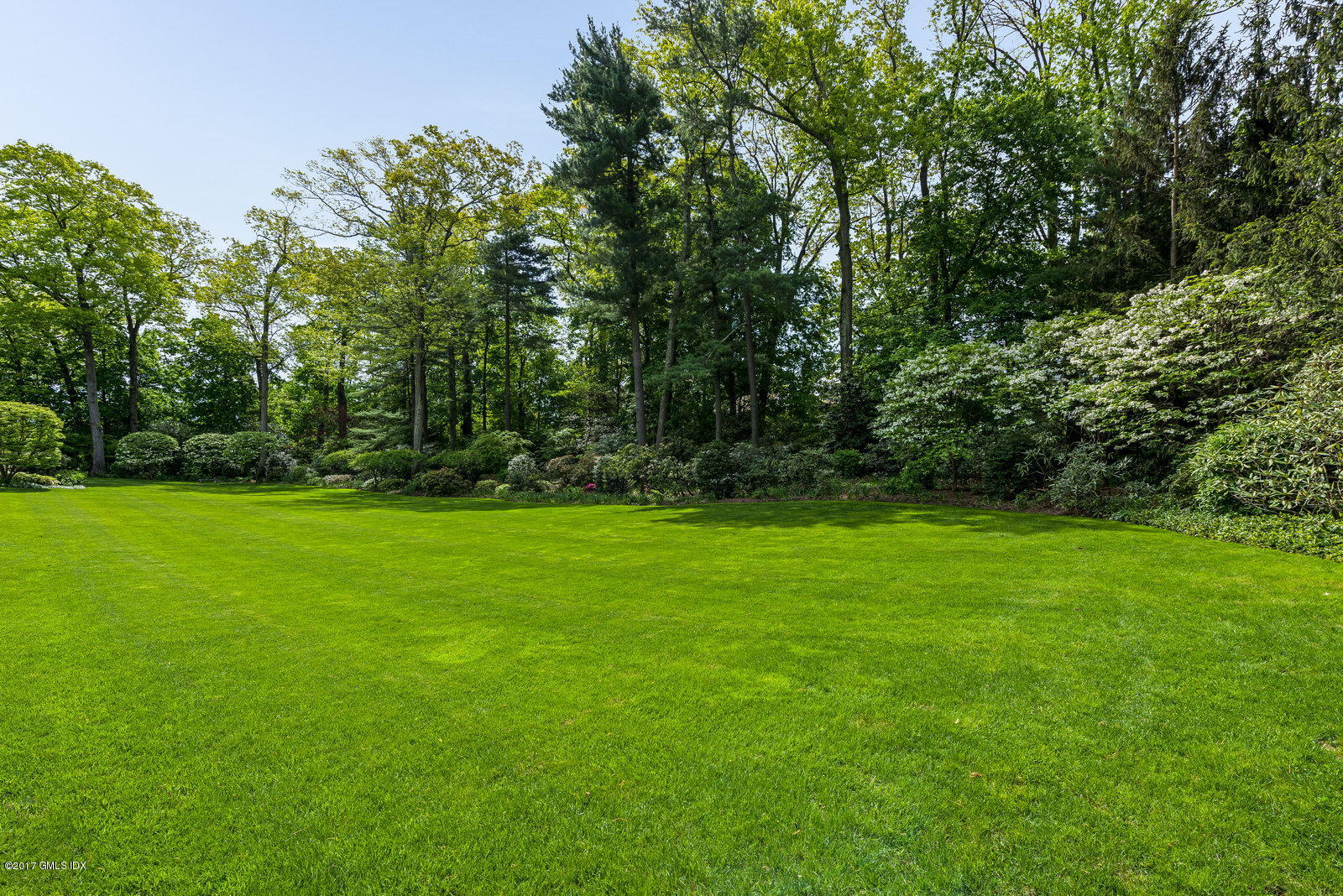 25 Midwood Road Greenwich, CT 06830 - Photo 18 of 28 25 Midwood Rd 05-2017 EXT 06 - WEB