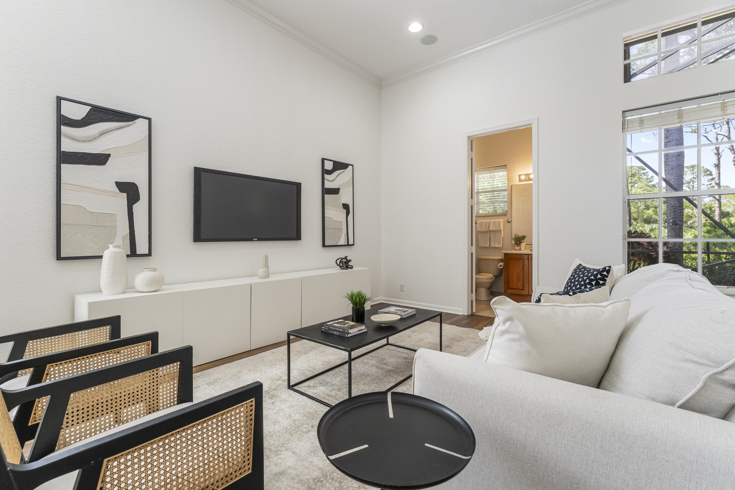 105 Via Bosque Jupiter, FL 33458 - Photo 11 of 34 49E2B458-4B28-4427-995A-BB272A52CB67