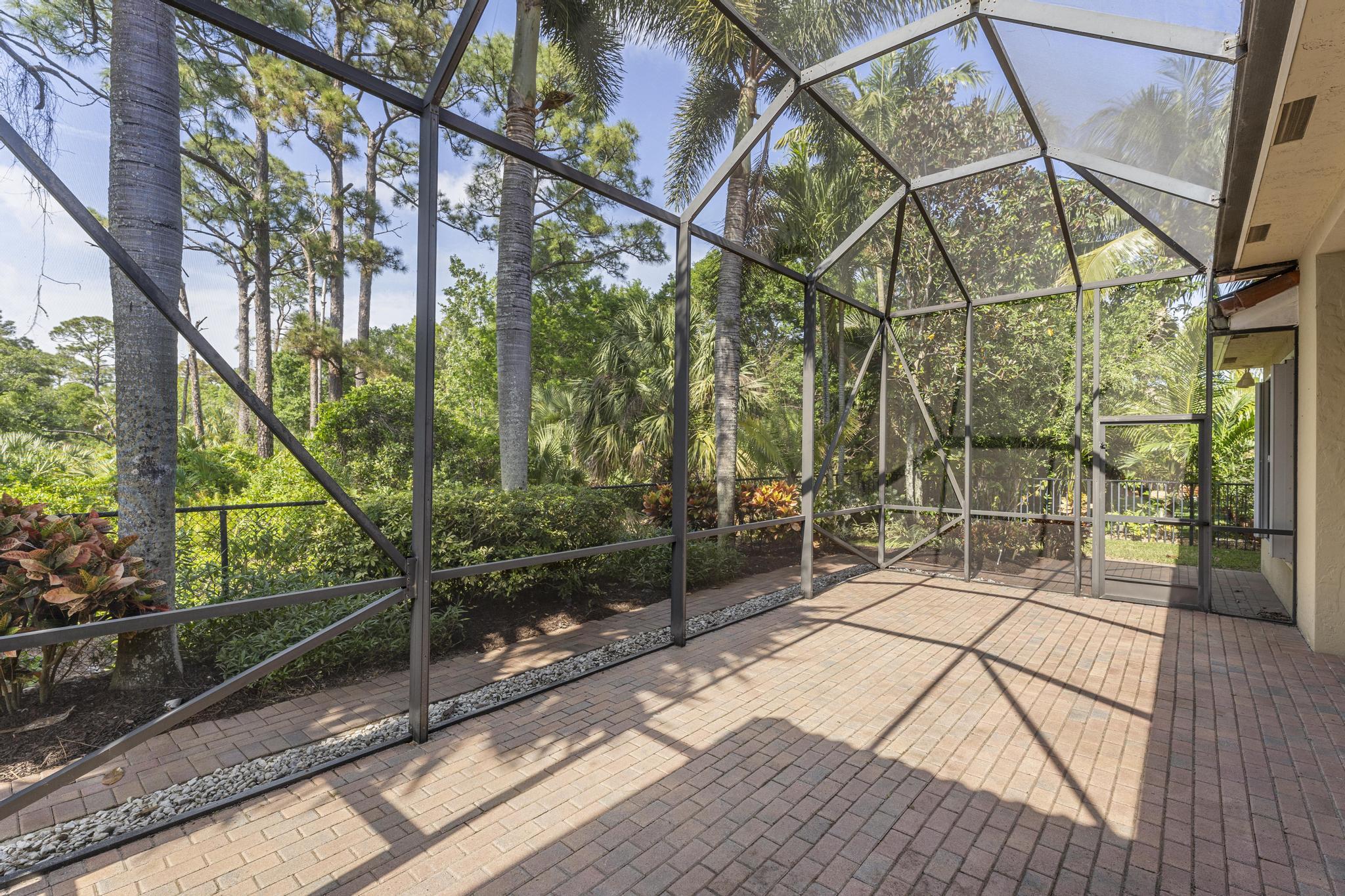 105 Via Bosque Jupiter, FL 33458 - Photo 18 of 34 E99767A7-60DC-4764-8A6F-1B96876DF8B1