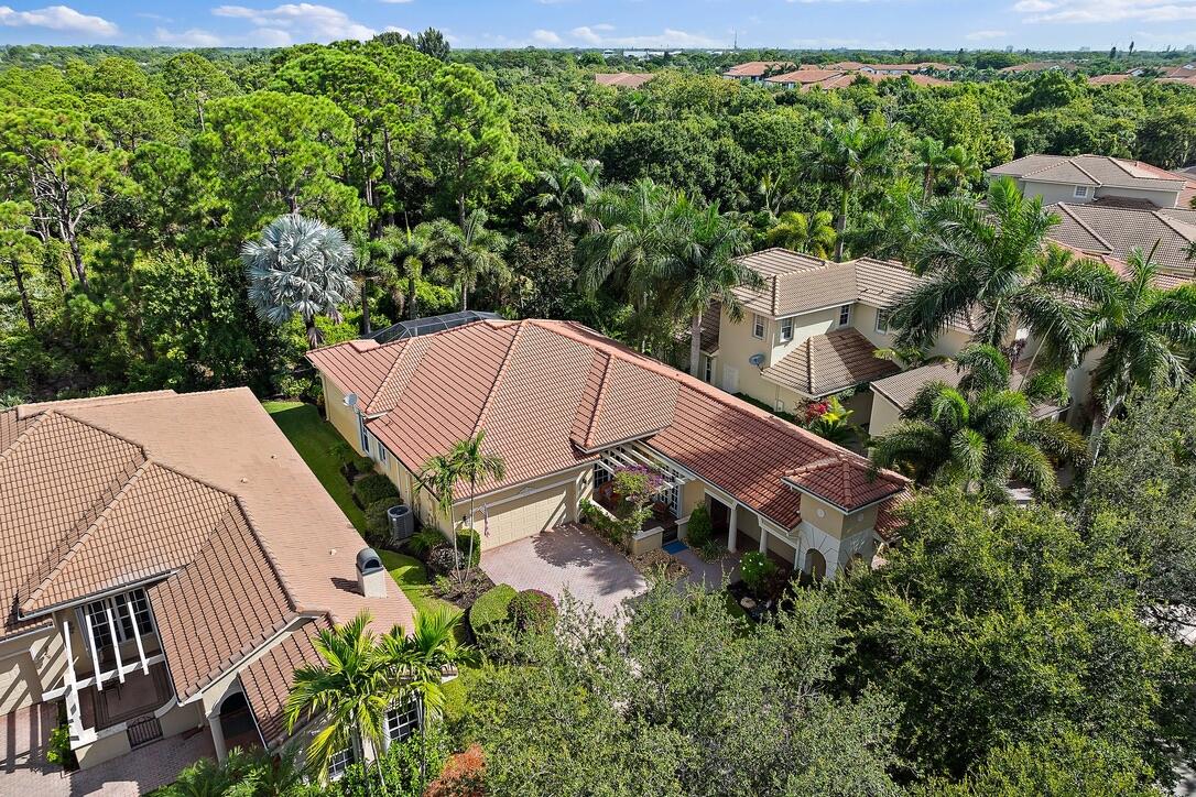 105 Via Bosque Jupiter, FL 33458 - Photo 31 of 34 916F2EC0-7B78-46F0-B1D1-F8CA32A4C6BC_1_1