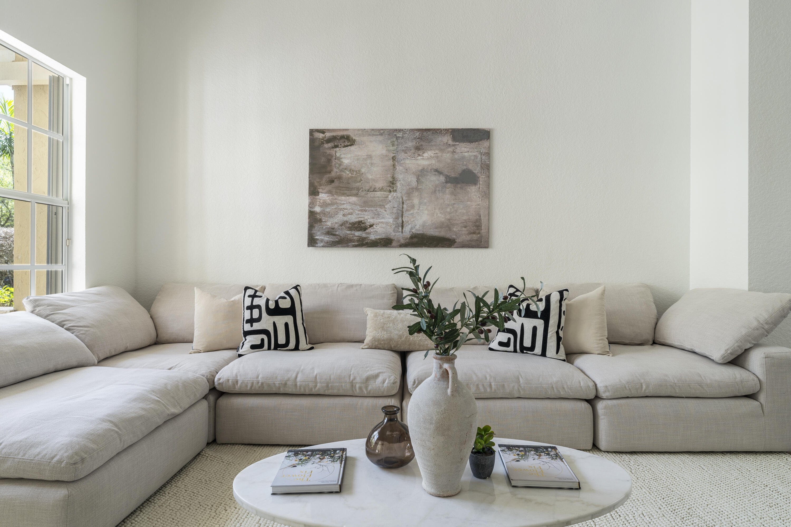 105 Via Bosque Jupiter, FL 33458 - Photo 7 of 34 Living Room