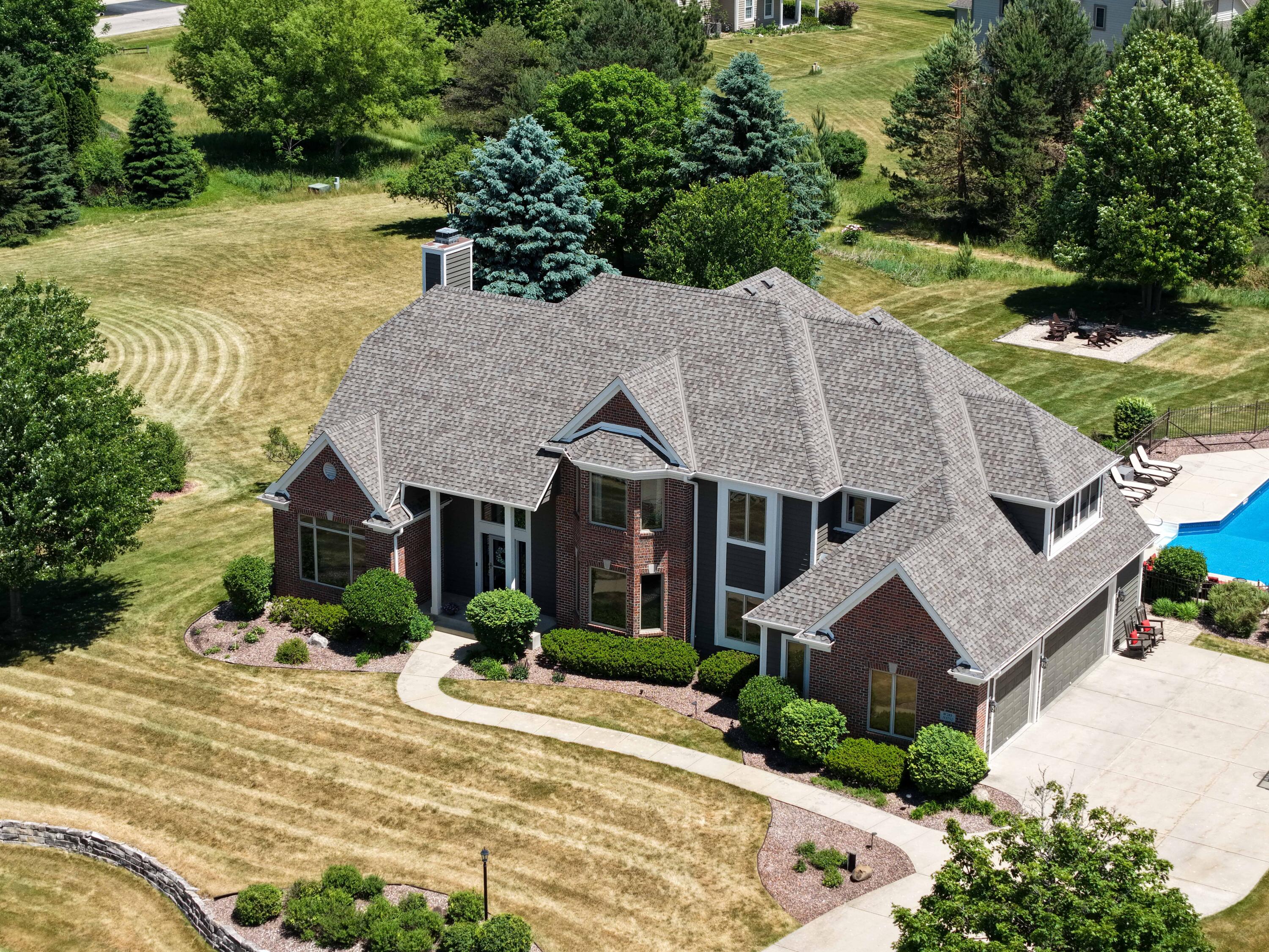 W289N3752 Huntsman Court Delafield, WI 53072 - Photo 75 of 88 DJI_20260604123945_0031_D