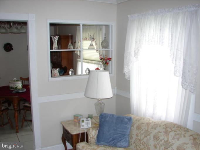 7813 Shellye Road Glen Burnie, MD 21060 - Photo 12 of 17 Living Room #2