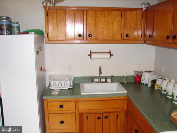 7813 Shellye Road Glen Burnie, MD 21060 - Photo 7 of 17 Kitchen #2