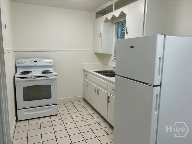 $1,500 | 1506 East 50th Street, Savannah, GA 31404