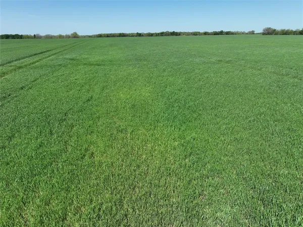 $428,608 | 1 County Road 26850, Honey Grove, TX 75446