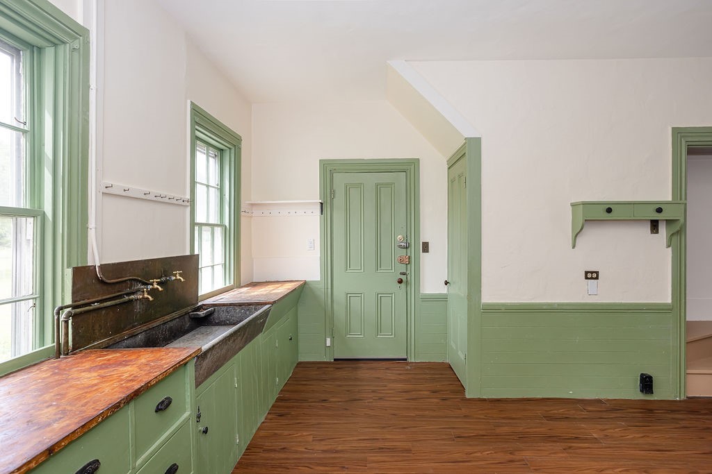 299 Davisville Road North Kingstown, RI 02852 - Photo 14 of 49