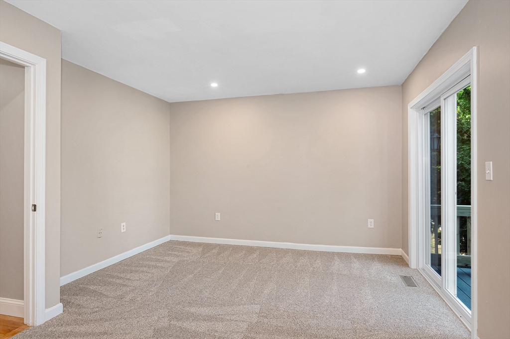 38 Farmland Road, Unit C Lowell, MA 01850 - Photo 13 of 31 Gallery Image 13