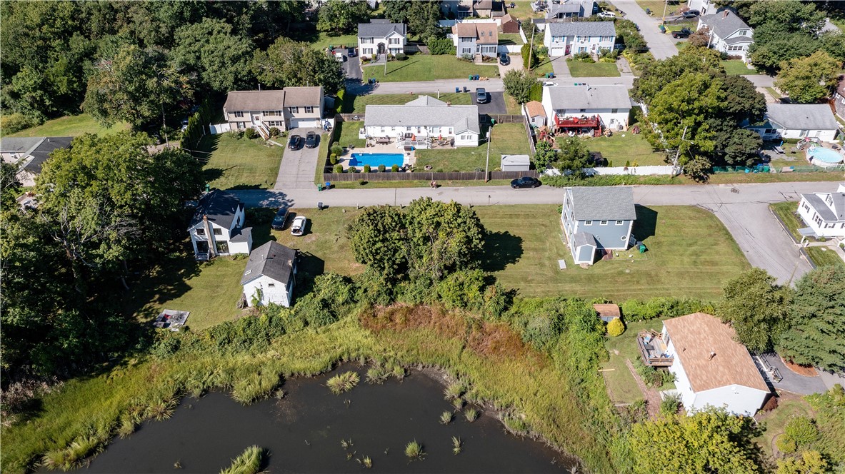 80 Carder Road Warwick, RI 02889 - Photo 5 of 8 Gallery Image 5