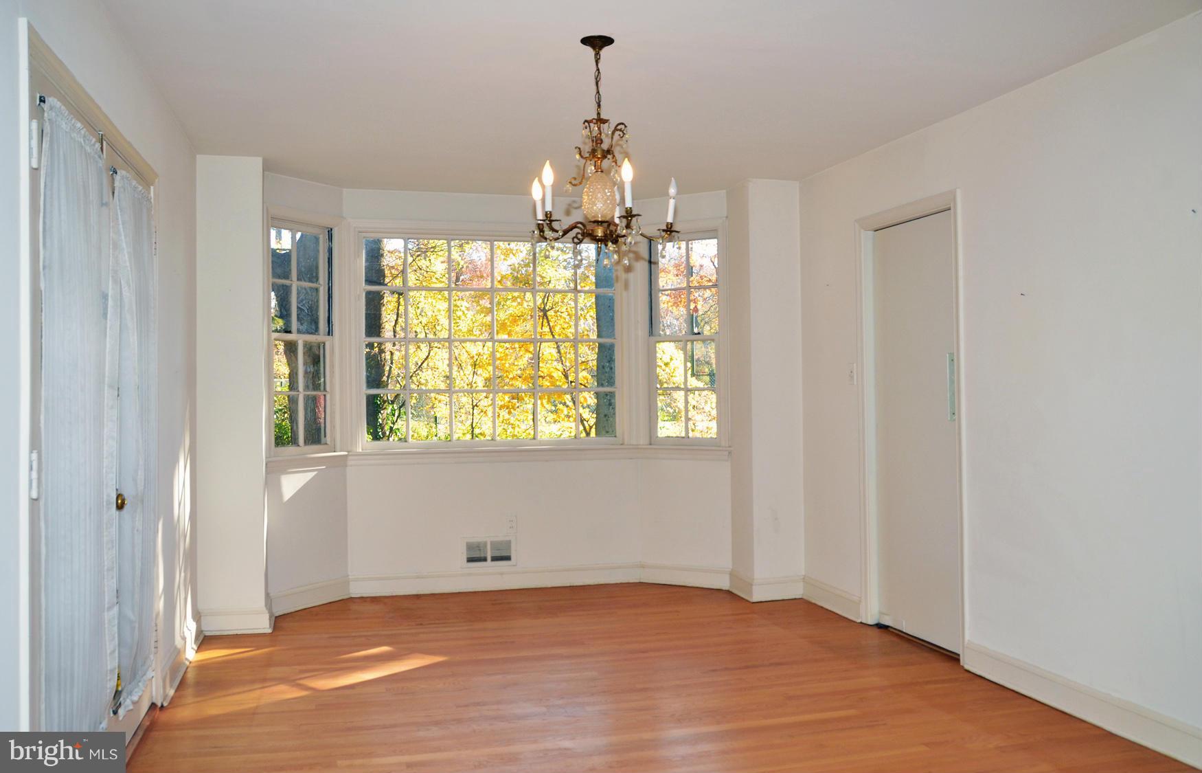 5512 Jordan Road Bethesda, MD 20816 - Photo 11 of 30 Dining Room