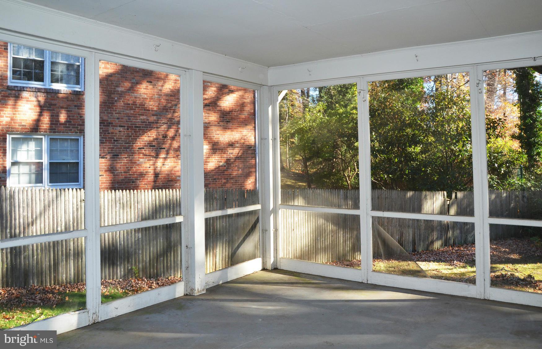 5512 Jordan Road Bethesda, MD 20816 - Photo 13 of 30 Interior (General)