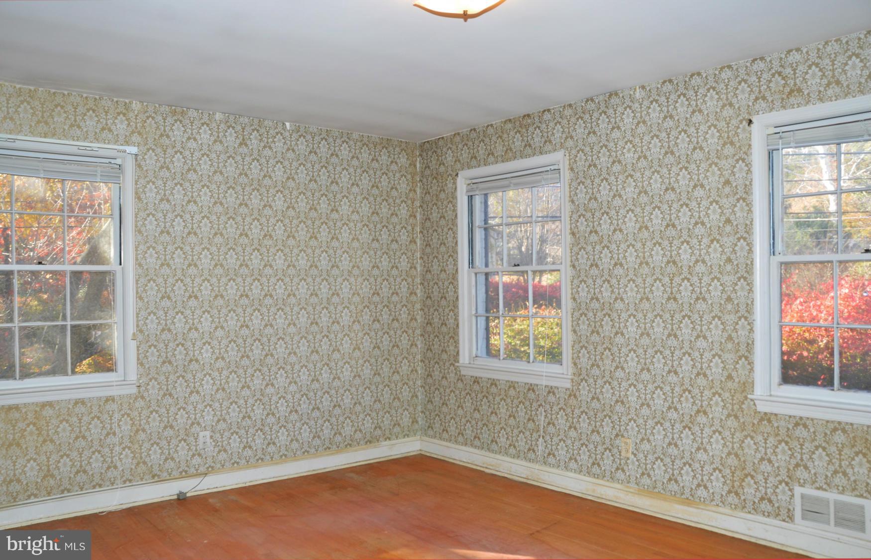 5512 Jordan Road Bethesda, MD 20816 - Photo 18 of 30 Bedroom (Master)