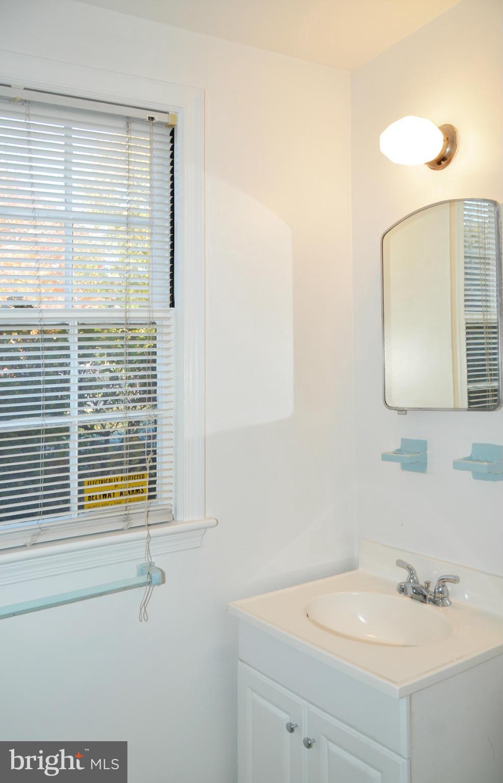 5512 Jordan Road Bethesda, MD 20816 - Photo 29 of 30 Bath