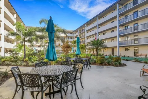 $224,900 | 2121 Collier Avenue, Unit 508, Fort Myers, FL 33901