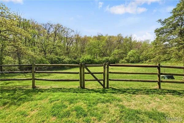 $530,000 | 14894 Pheasant Hill Court, Chesterfield, MO 63017
