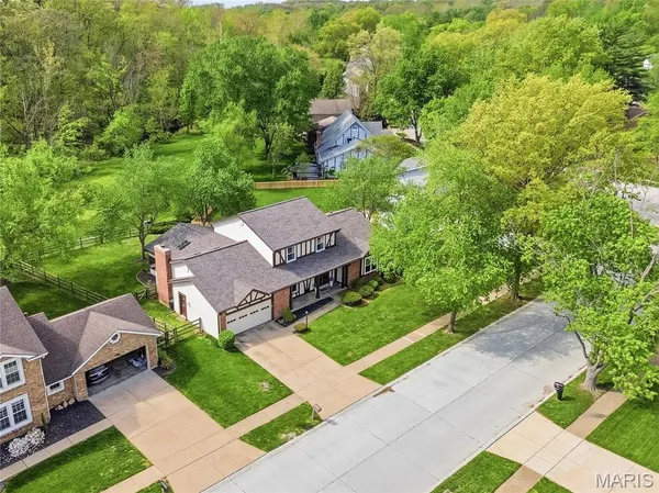 $530,000 | 14894 Pheasant Hill Court, Chesterfield, MO 63017