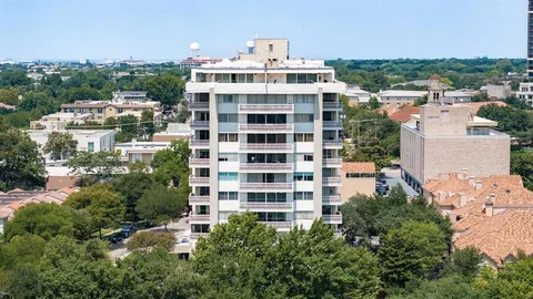 $425,000 | 3701 Turtle Creek Boulevard, Unit 3D, Dallas, TX 75219
