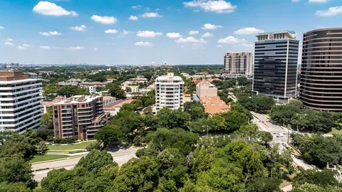 $425,000 | 3701 Turtle Creek Boulevard, Unit 3D, Dallas, TX 75219