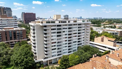 $425,000 | 3701 Turtle Creek Boulevard, Unit 3D, Dallas, TX 75219