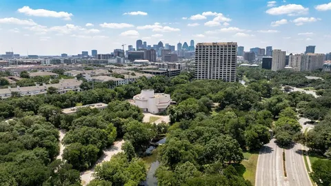 $425,000 | 3701 Turtle Creek Boulevard, Unit 3D, Dallas, TX 75219