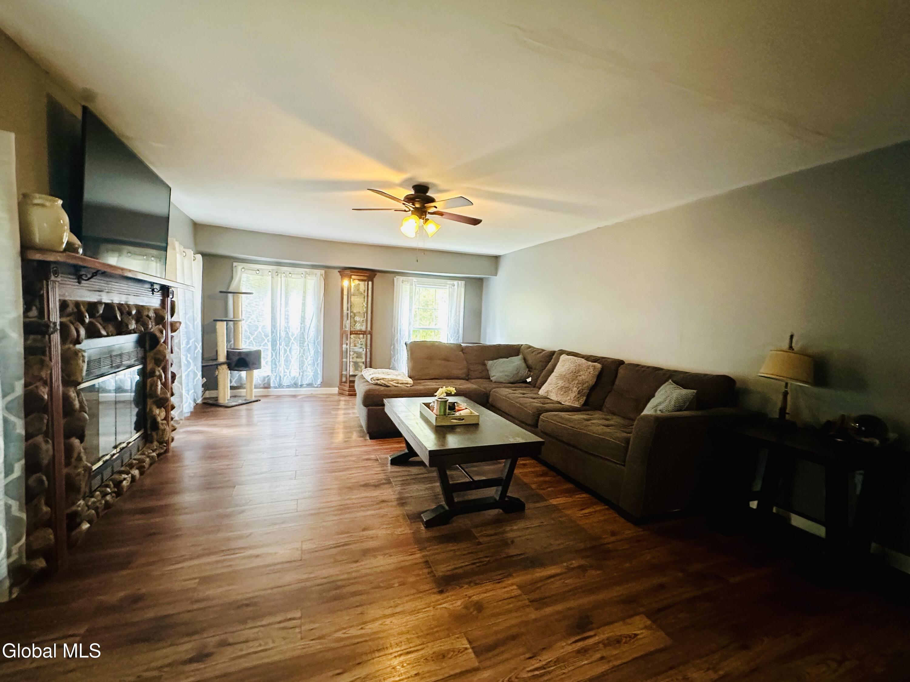 273 Gansevoort Road Moreau, NY 12831 - Photo 6 of 20 IMG_7867