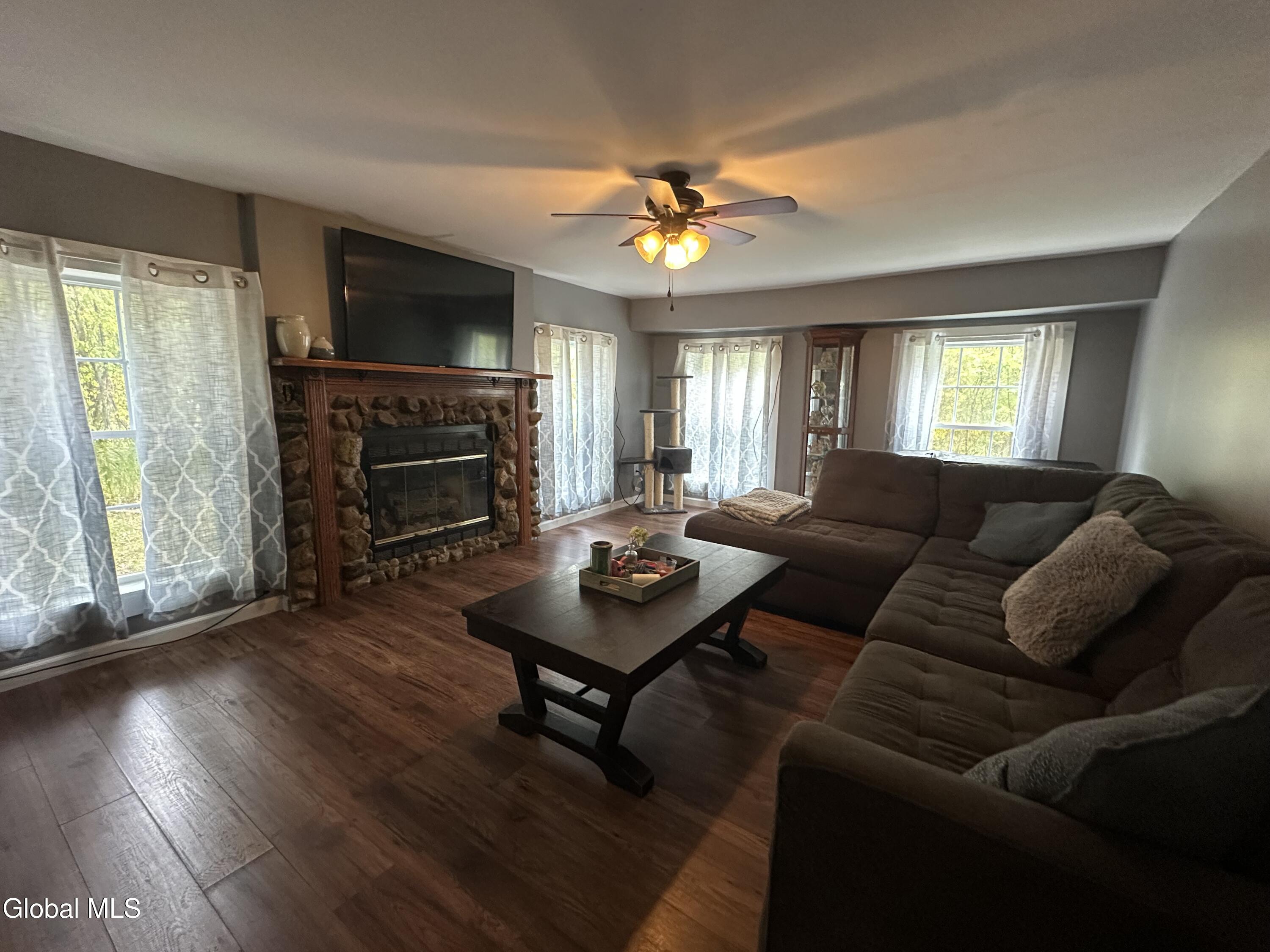 273 Gansevoort Road Moreau, NY 12831 - Photo 7 of 20 IMG_7870