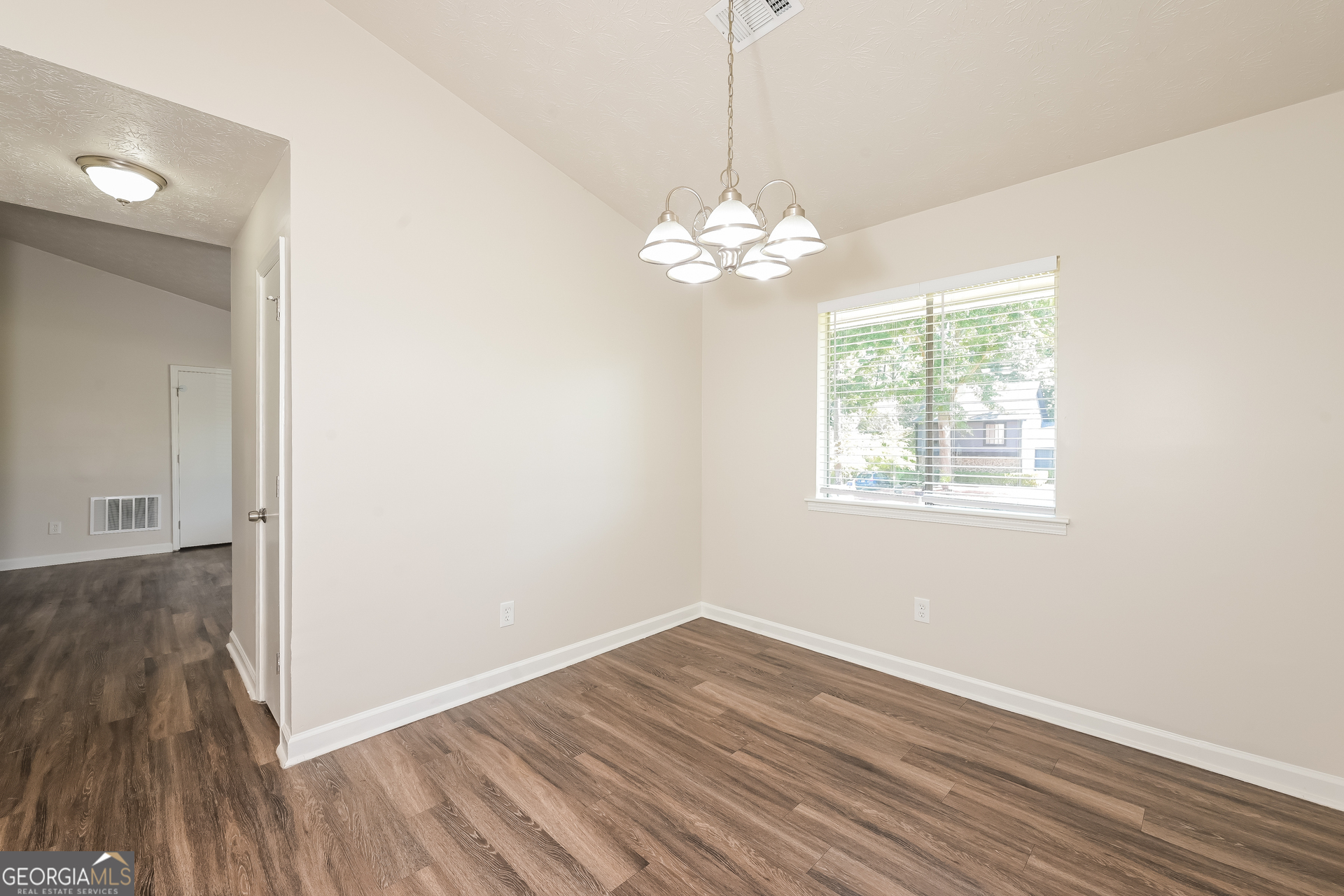 3417 Little Beth Court Decatur, GA 30034 - Photo 4 of 17