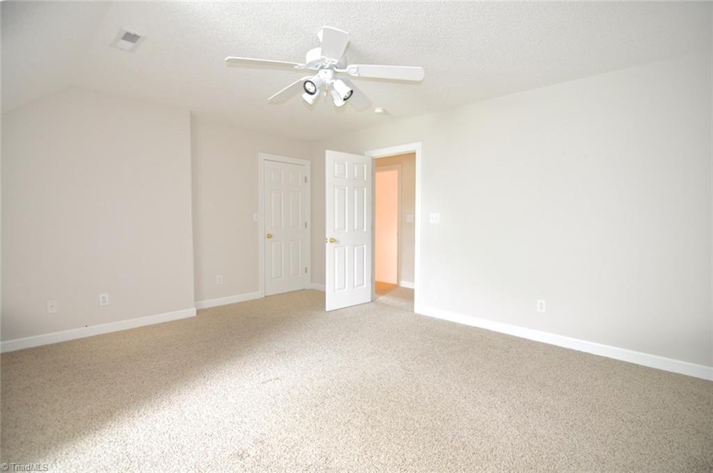 484 Hartman Road Winston-Salem, NC 27127 - Photo 23 of 30 Upstairs bedroom 2