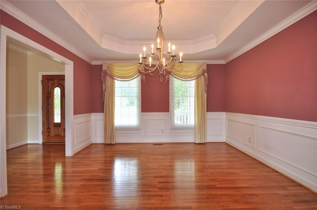 484 Hartman Road Winston-Salem, NC 27127 - Photo 8 of 30 Formal Dining Room