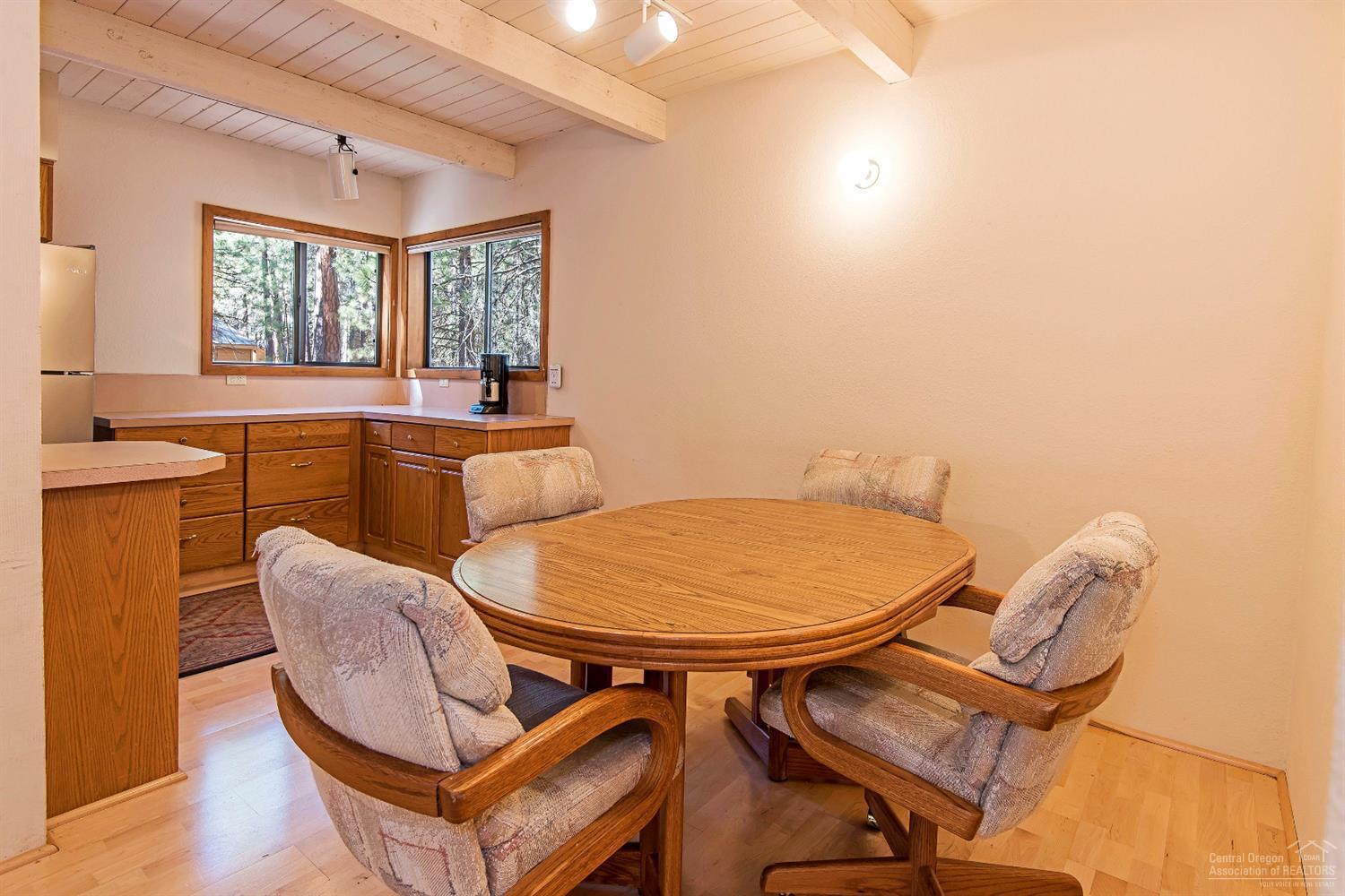 70689 Pasque Flower, Unit SM82 Black Butte Ranch, OR 97759 - Photo 7 of 23 Gallery Image 7