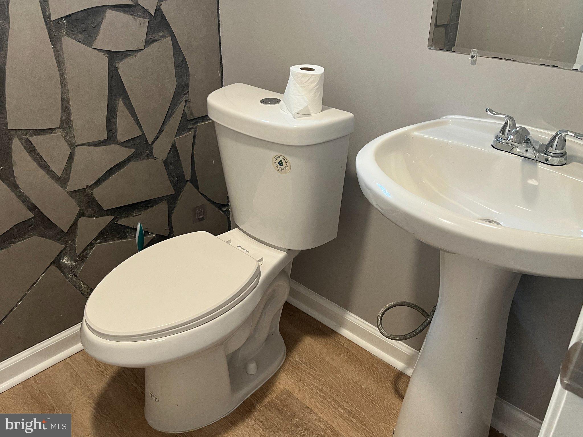 1526 Northbourne Road Baltimore, MD 21239 - Photo 34 of 38 2nd Bathroom