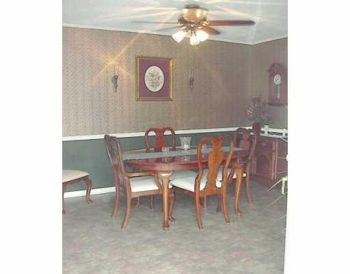 1118 Walnut Street Monaca, PA 15061 - Photo 3 of 7 Gallery Image 3