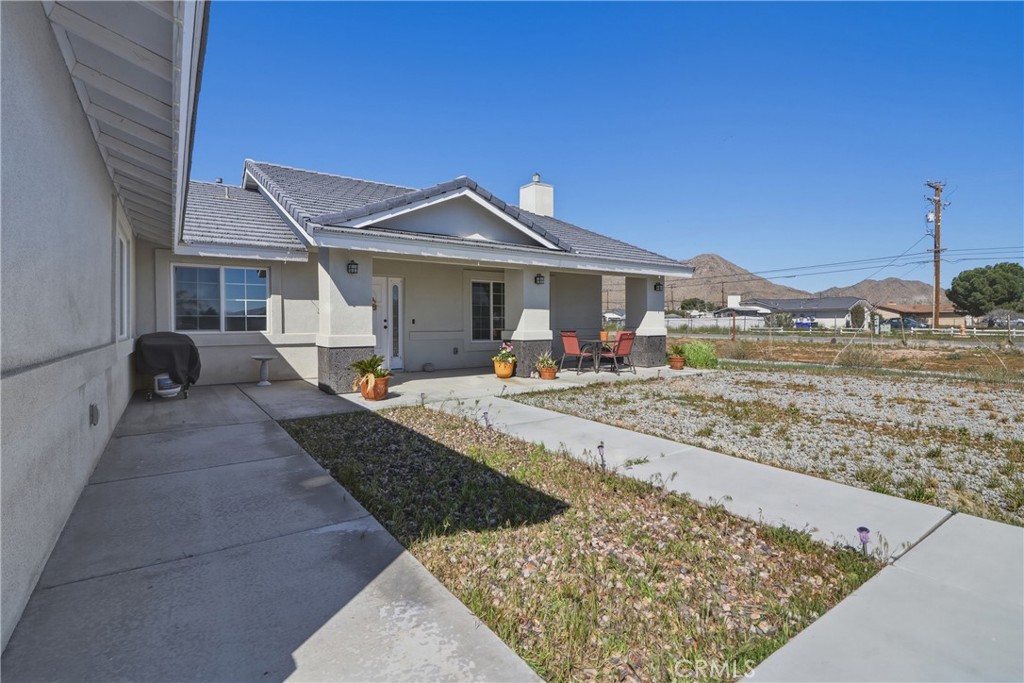 15688 Winnebago Road Apple Valley, CA 92307 - Photo 6 of 22
