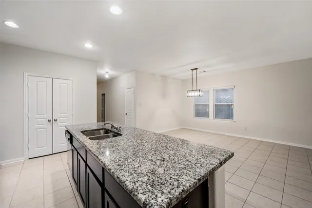 $2,245 | 2516 Pearl Court, Texas City, TX 77591