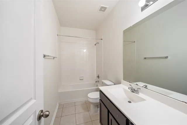 $2,245 | 2516 Pearl Court, Texas City, TX 77591