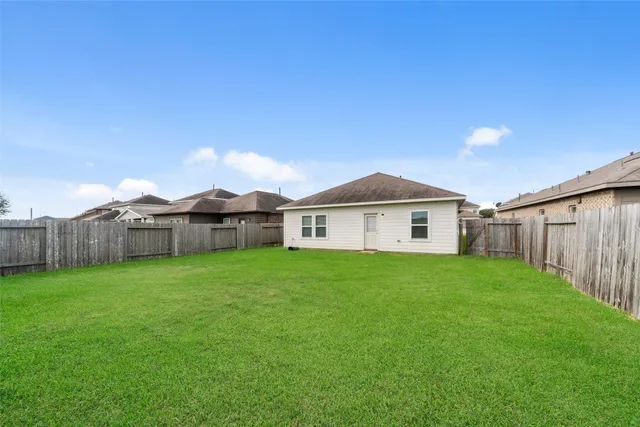 $2,245 | 2516 Pearl Court, Texas City, TX 77591