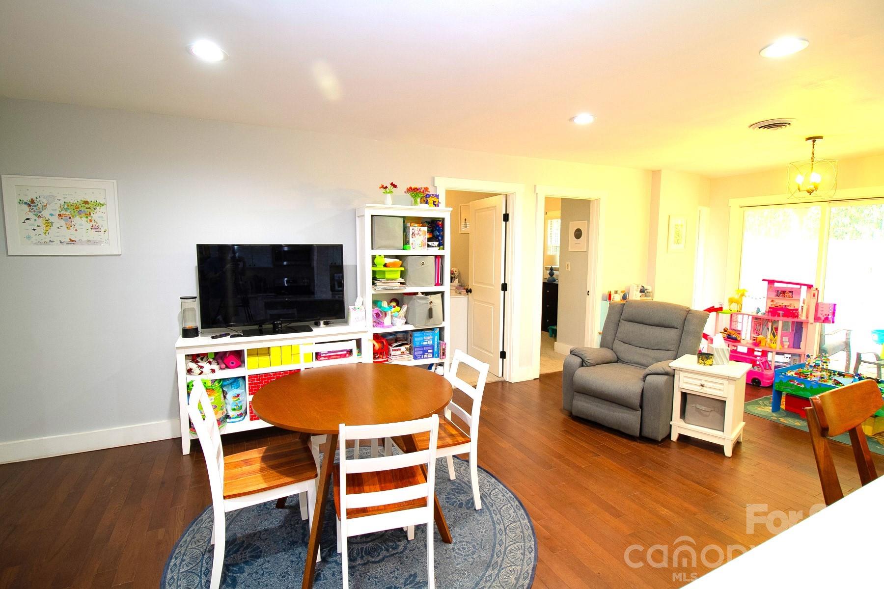 36 Clarendon Road Asheville, NC 28806 - Photo 24 of 48