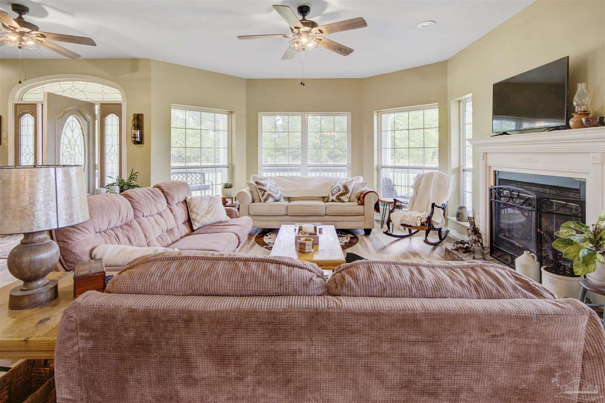 6251 Mary Kitchens Road Milton, FL 32583 - Photo 12 of 34